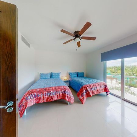Hakuna Matata 725N At Mareazul Beachfront Плая дел Кармен Екстериор снимка
