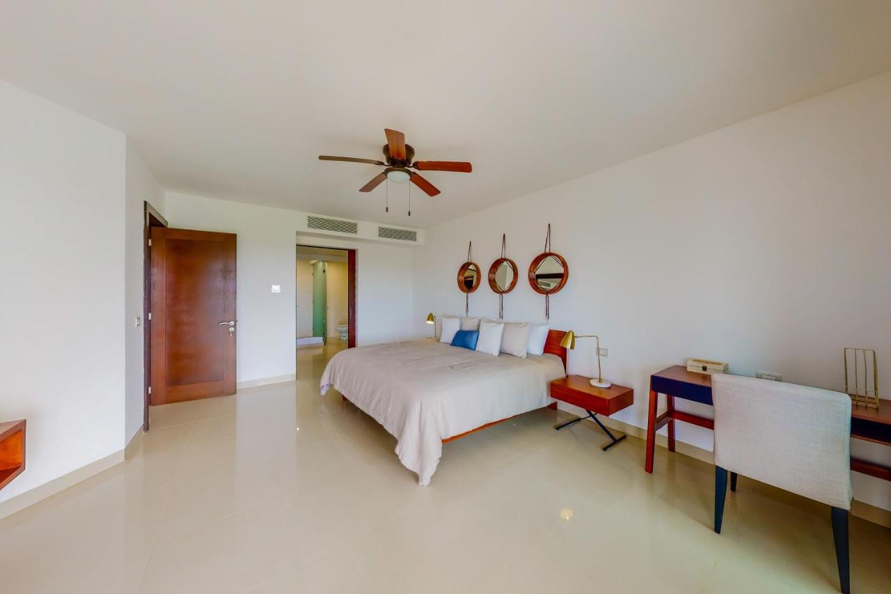Hakuna Matata 725N At Mareazul Beachfront Плая дел Кармен Екстериор снимка