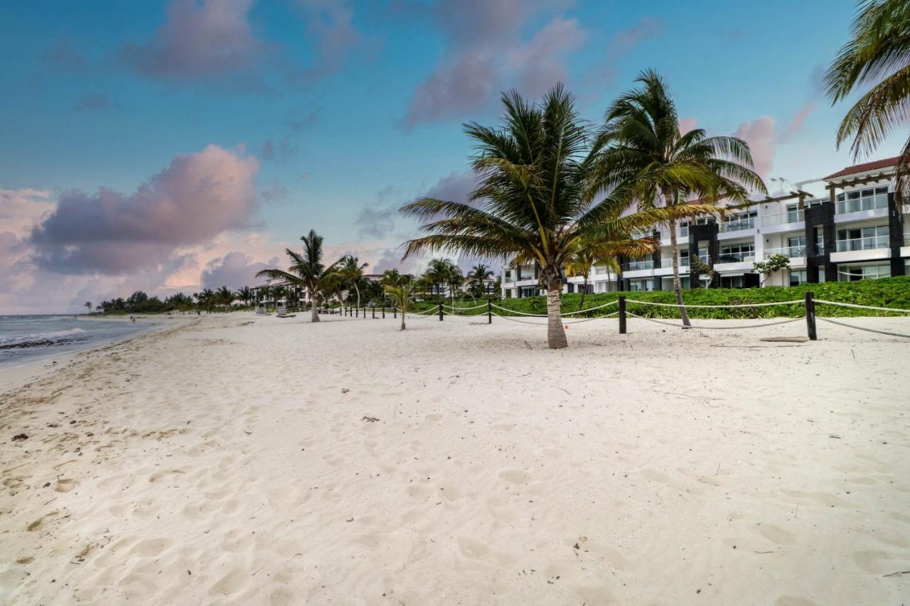 Hakuna Matata 725N At Mareazul Beachfront Плая дел Кармен Екстериор снимка