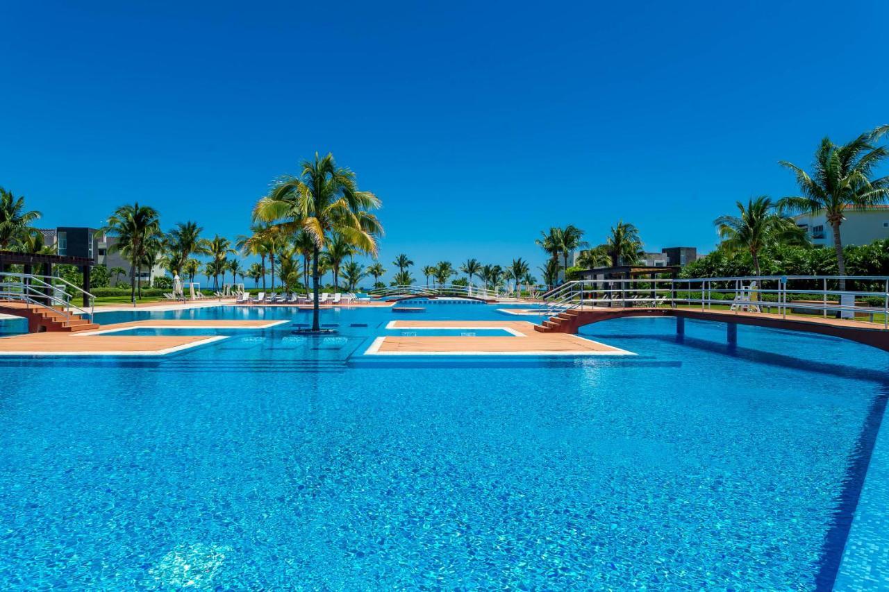 Hakuna Matata 725N At Mareazul Beachfront Плая дел Кармен Екстериор снимка